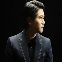 彭冠英头像高清图片大全_名人彭冠英真人头像大图下载