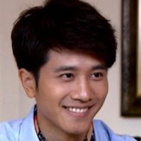 彭冠英头像高清图片大全_名人彭冠英真人头像大图下载