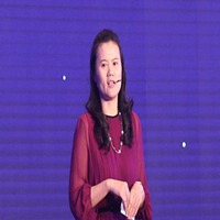 彭蕾头像高清图片大全_名人彭蕾真人头像大图下载