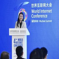 彭蕾头像高清图片大全_名人彭蕾真人头像大图下载