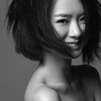 戚薇头像高清图片大全_名人戚薇真人头像大图下载