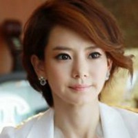 戚薇头像高清图片大全_名人戚薇真人头像大图下载