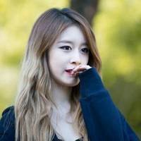 朴智妍头像高清图片大全_名人朴智妍真人头像大图下载