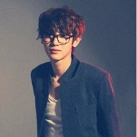 朴灿烈头像高清图片大全_名人朴灿烈真人头像大图下载