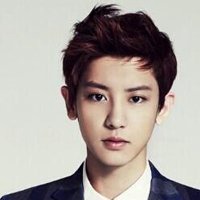 朴灿烈头像高清图片大全_名人朴灿烈真人头像大图下载