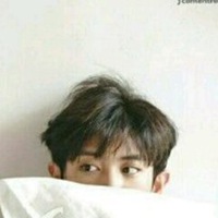 朴灿烈头像高清图片大全_名人朴灿烈真人头像大图下载