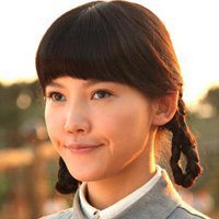 杨子姗头像高清图片大全_名人杨子姗真人头像大图下载