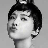 杨子姗头像高清图片大全_名人杨子姗真人头像大图下载