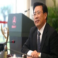 梁稳根头像高清图片大全_名人梁稳根真人头像大图下载