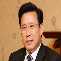 梁稳根头像高清图片大全_名人梁稳根真人头像大图下载