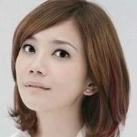 梁静茹头像高清图片大全_名人梁静茹真人头像大图下载