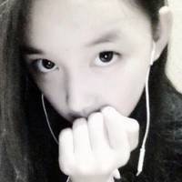蒋依依头像高清图片大全_名人蒋依依真人头像大图下载