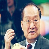 金庸头像高清图片大全_武侠作家金庸真人头像大图下载