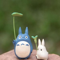 唯美手拿树叶头像