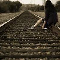 唯美远景女生背影头像