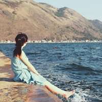 微信一个人孤独女人头像