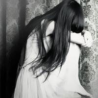 微信一个人孤独女人头像