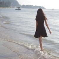 微信一个人孤独女人头像