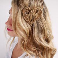 微信卷发头像女生 时尚好看女孩子卷发头像