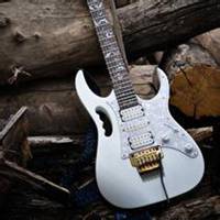 微信吉他头像图片 弹吉他唯美浪漫头像