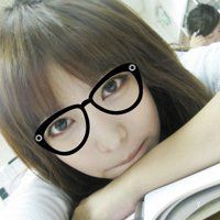 微信头像女生戴眼镜框