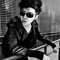 微信帅气冷漠头像男生