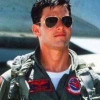 微信帅气飞行员头像