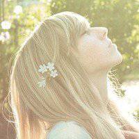 小清新带花头像女生_清新可爱女生戴花头像图片