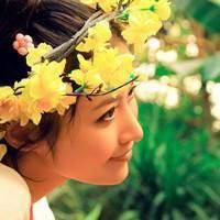 小清新带花头像女生_清新可爱女生戴花头像图片