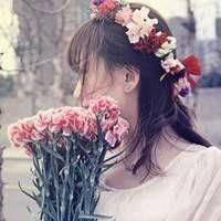 小清新带花头像女生_清新可爱女生戴花头像图片
