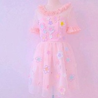 小裙子头像图片_美丽裙子女生头像