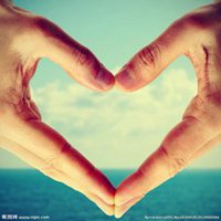手心形头像_手摆心形浪漫头像图片