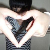 手心形头像_手摆心形浪漫头像图片