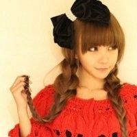 扎两个麻花辫头像_炸麻花辫可爱女生头像图片