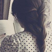 扎两个麻花辫头像_炸麻花辫可爱女生头像图片