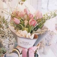 最好看的微信花束头像_包裹花束唯美清新头像大图