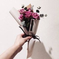 最好看的微信花束头像_包裹花束唯美清新头像大图