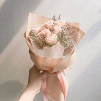 最好看的微信花束头像_包裹花束唯美清新头像大图