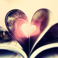 桃心头像卡通_卡通桃心爱心形状头像图片