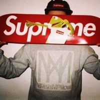 supreme头像男生潮流_时尚潮流适合男生的supreme头像图片