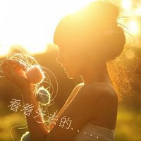 夕阳背影头像女生_黄昏下唯美女生背影头像