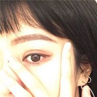 只露眼睛的头像女
