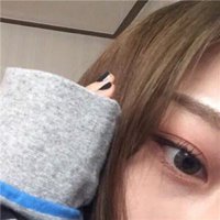 只露眼睛的头像女