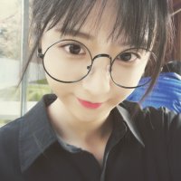 微信微笑头像女生