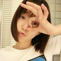 笑的开心的女生头像