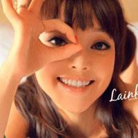 笑的灿烂的女生头像