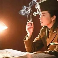 中国女人吸烟唯美图片 真实女人抽烟的图片