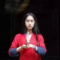 美女拜佛唯美图片大全 女人虔诚拜佛的唯美图片