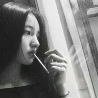 超拽女生头像抽烟 抽烟性感超拽女生头像