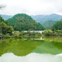 依山傍水又聚财的图片 依山傍水聚财好寓意图片